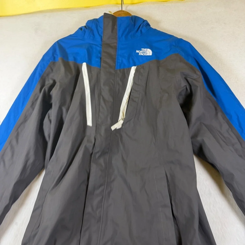 The North Face Boys XL 18/20 Blue Grey Colorblock Hooded Rain Jacket Windbreaker